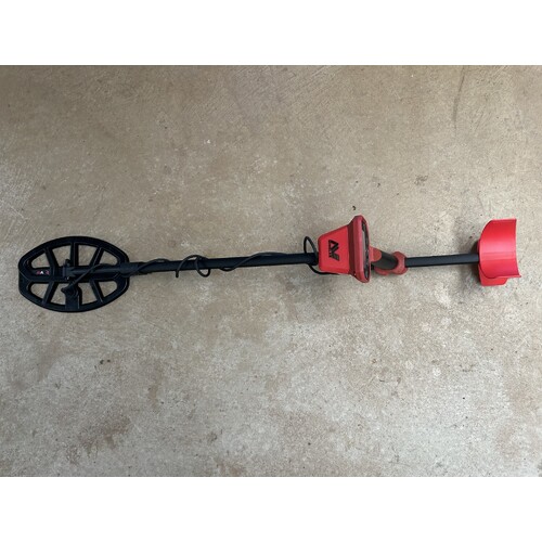 Minelab Vanquish 340 Metal Detector Second Hand