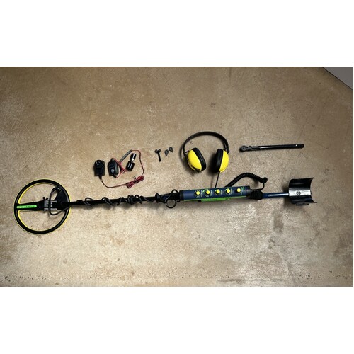 Minelab Excalibur 2 Metal Detector Second Hand